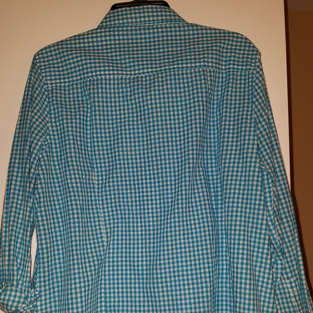 Button down top - Picture 2 of 3